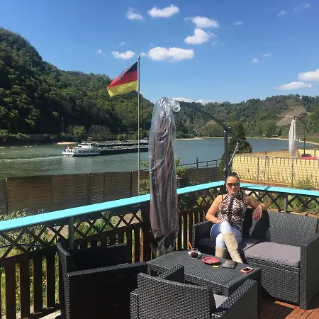 Loreleybrunnen Апартаменты *